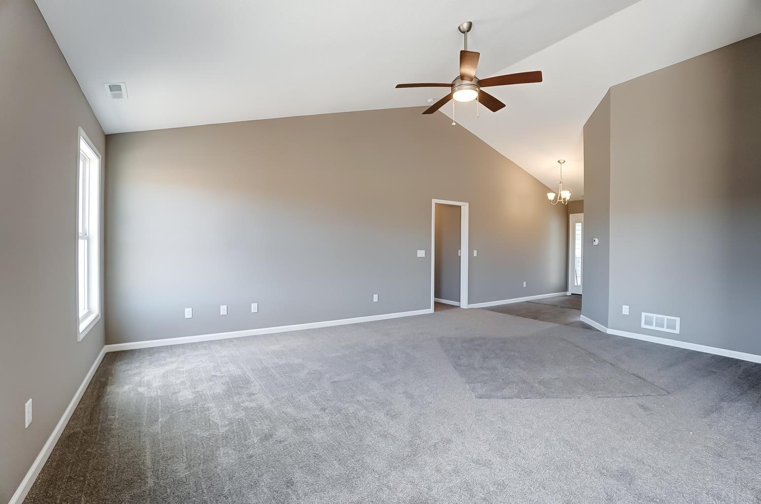 12102 Bozzio Road Fort Wayne, IN 46818 - Photo 5 of 27