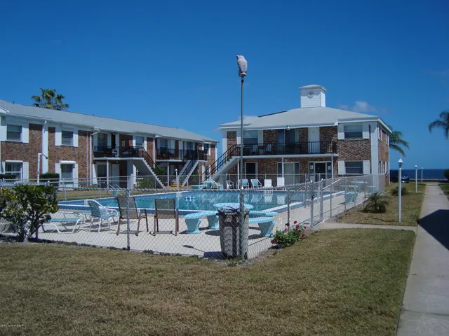 $1,500 | 190 East Olmstead Drive, Unit F1, Titusville, FL 32780