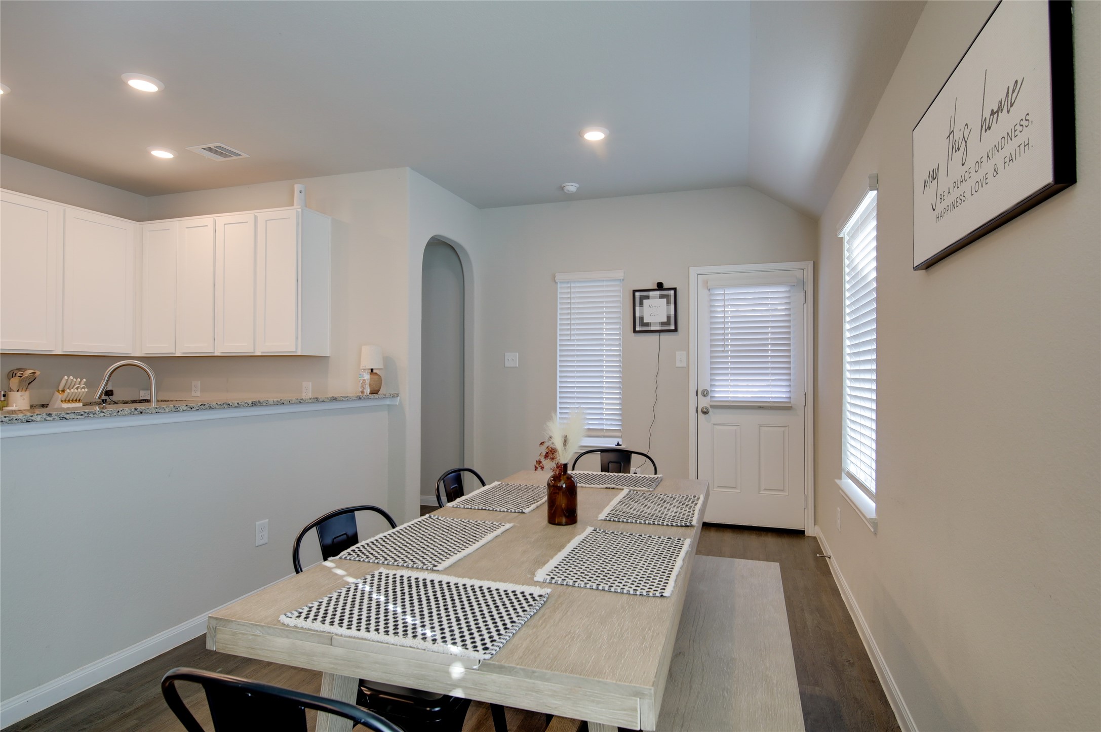 14026 Chinook Drive Conroe, TX 77384 - Photo 13 of 34 a bed room with a bed and a window