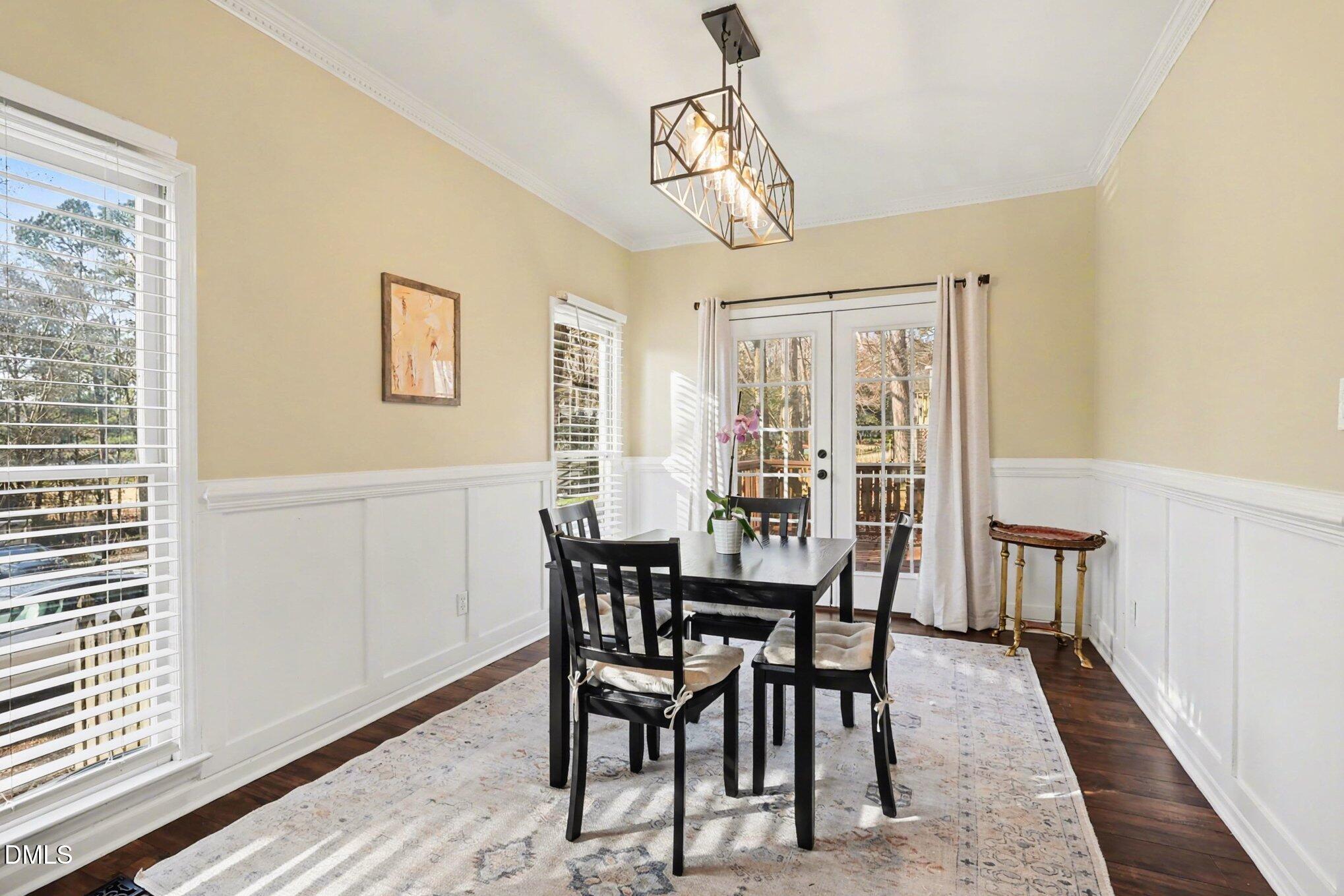 1701 Point O Woods Court Raleigh, NC 27604 - Photo 7 of 45 014_file_7385