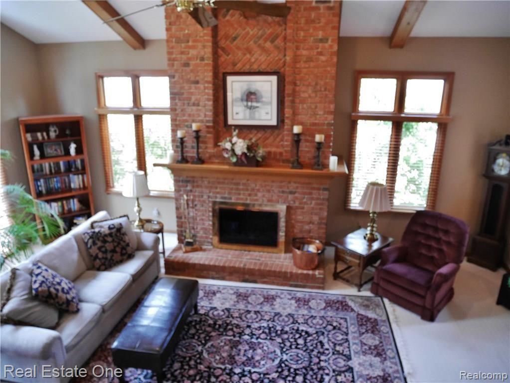 3575 Salem Drive Rochester Hills, MI 48306 - Photo 7 of 37