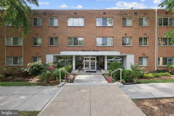 $189,000 | 2710 Macomb Street Northwest, Unit 418, Washington, DC 20008