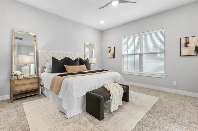 $425,000 | 8409 Hempstead Road, Unit H, Houston, TX 77008