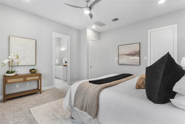 $425,000 | 8409 Hempstead Road, Unit H, Houston, TX 77008