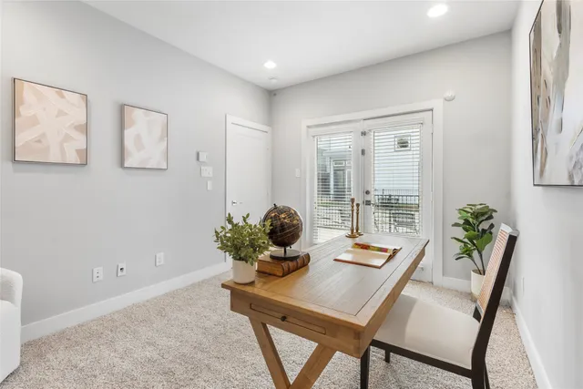 $425,000 | 8409 Hempstead Road, Unit H, Houston, TX 77008