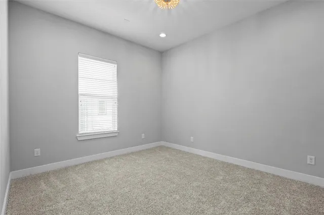 $425,000 | 8409 Hempstead Road, Unit H, Houston, TX 77008