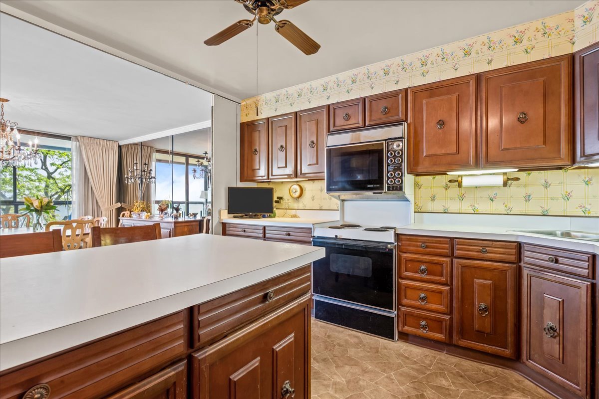 1500 Sheridan Road, Unit 2I Wilmette, IL 60091 - Photo 11 of 29