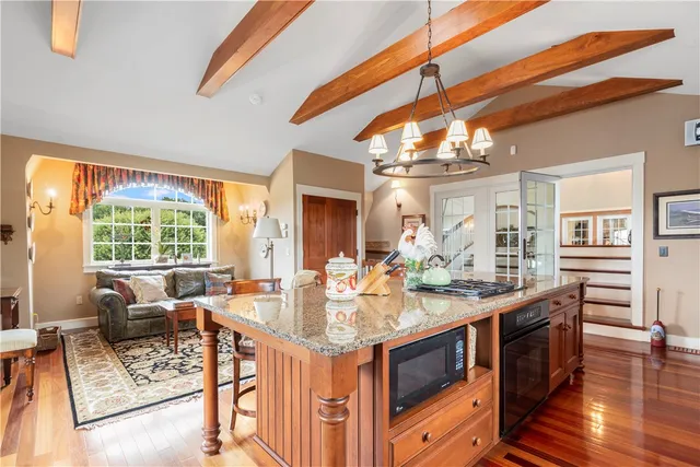 $10,000,000 | 1 Gerald's Farm Drive, Exeter, RI 02822