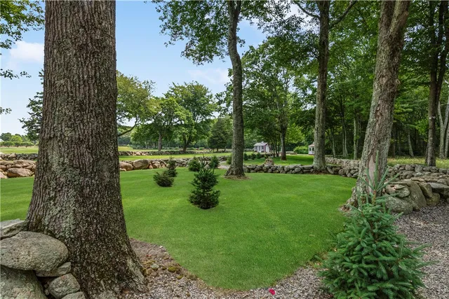 $10,000,000 | 1 Gerald's Farm Drive, Exeter, RI 02822