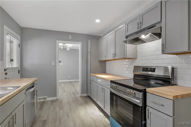 $305,000 | 211 Dorchester Avenue, Syracuse, NY 13203