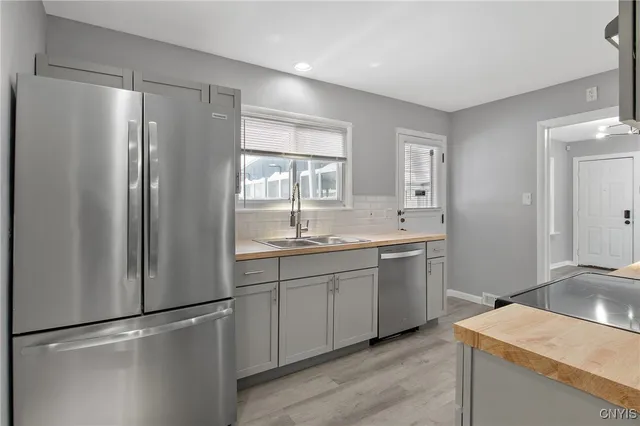 $305,000 | 211 Dorchester Avenue, Syracuse, NY 13203