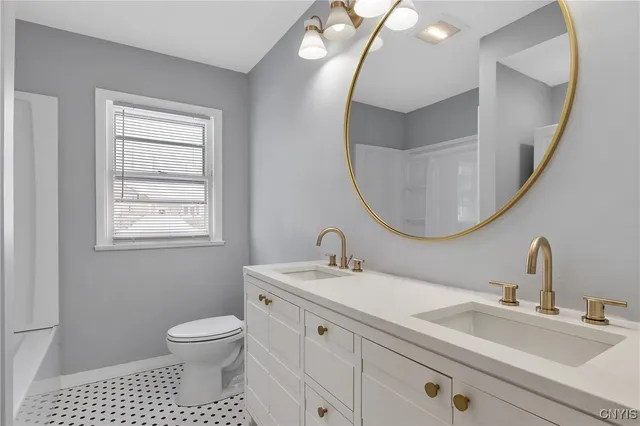 $305,000 | 211 Dorchester Avenue, Syracuse, NY 13203