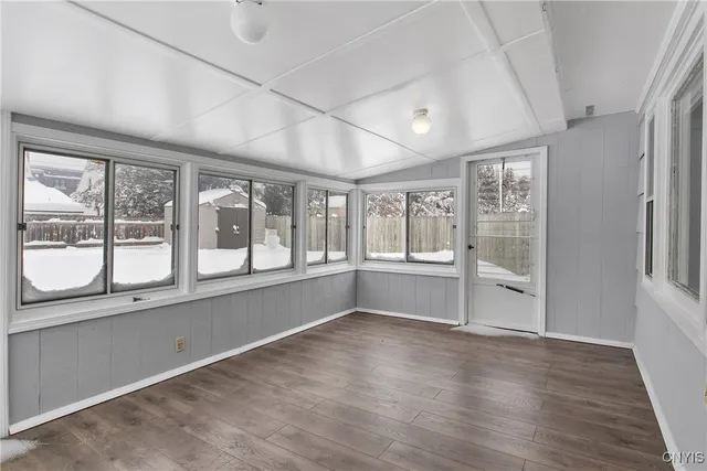 $305,000 | 211 Dorchester Avenue, Syracuse, NY 13203