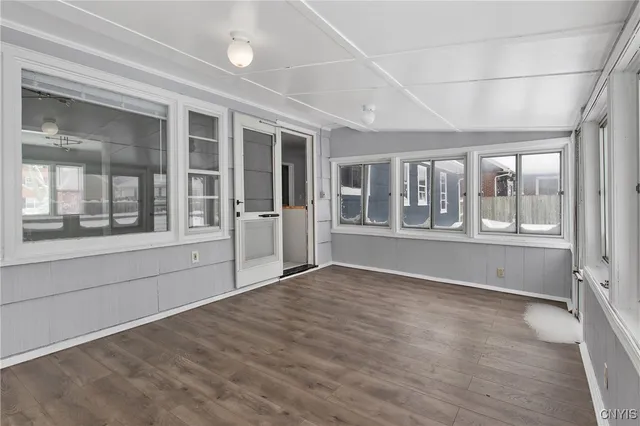 $305,000 | 211 Dorchester Avenue, Syracuse, NY 13203