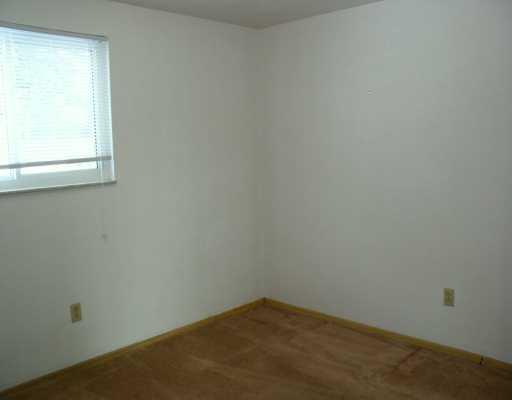 147 Mallard Drive McKees Rocks, PA 15136 - Photo 5 of 8 Gallery Image 5
