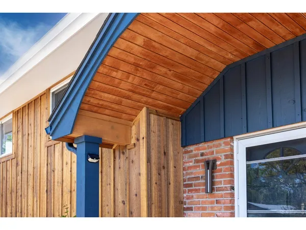 $1,053,000 | 140 Iroquois Drive, Boulder, CO 80303