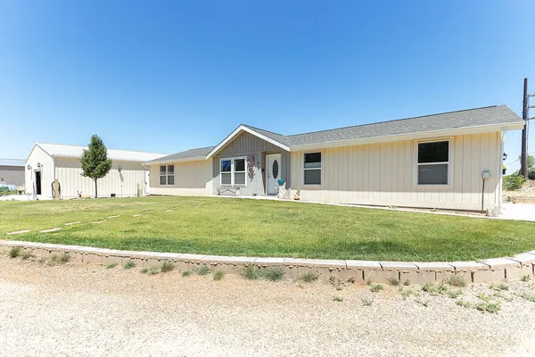 $399,500 | 610 West Old Highway 91, Parowan, UT 84761