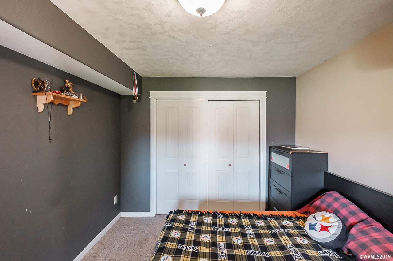 182 9th Street Jefferson, OR 97352 - Photo 11 of 39