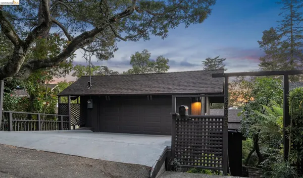 $1,295,000 | 2835 Morley Drive, Oakland, CA 94611