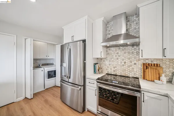 $1,295,000 | 2835 Morley Drive, Oakland, CA 94611