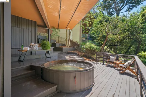 $1,295,000 | 2835 Morley Drive, Oakland, CA 94611