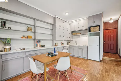 $1,295,000 | 2835 Morley Drive, Oakland, CA 94611