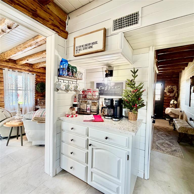 104 Advance Road Weatherford, TX 76088 - Photo 9 of 38 a view of living room with furniture and toys