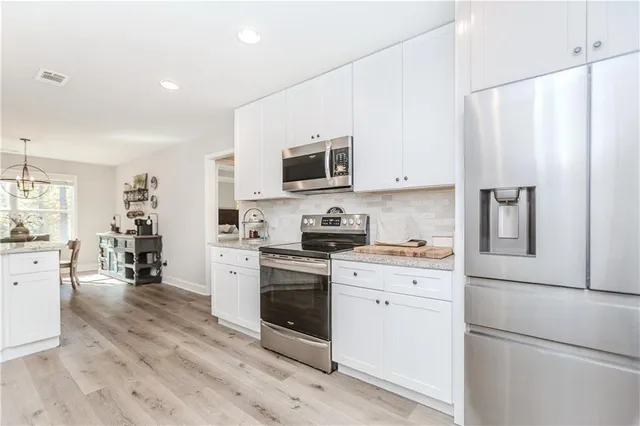 $699,900 | 43 Water Lily Way, Pendergrass, GA 30567