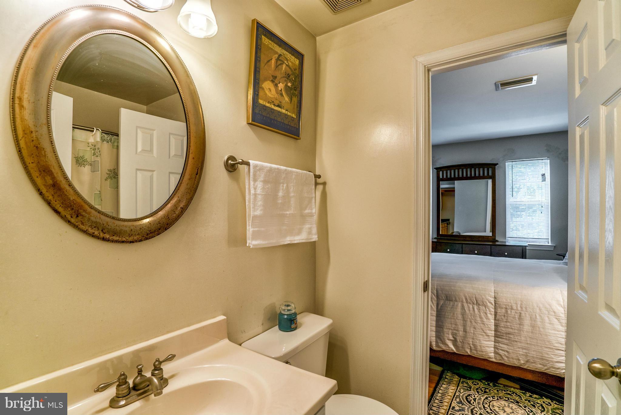 14901 Rydell Road, Unit 301 Centreville, VA 20121 - Photo 22 of 25 Bath