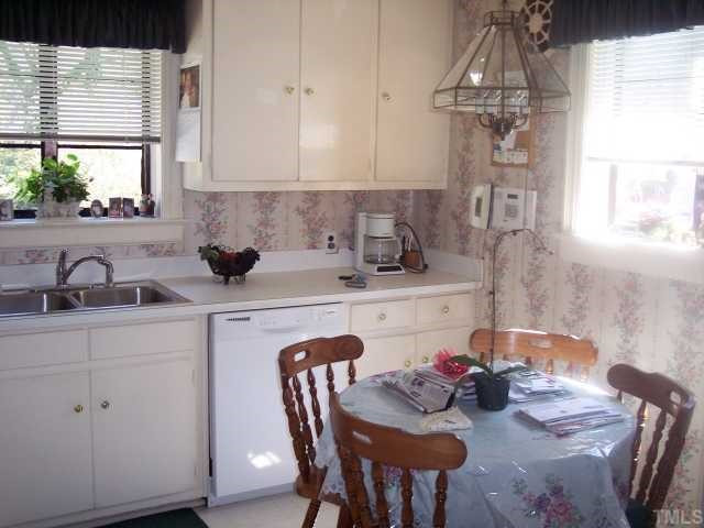 2604 North Roxboro Street Durham, NC 27704 - Photo 6 of 12 Photo 6