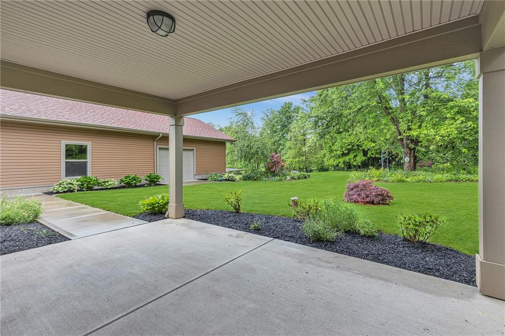 3993 Patterson Road Aliquippa, PA 15001 - Photo 3 of 21 Gallery Image 3