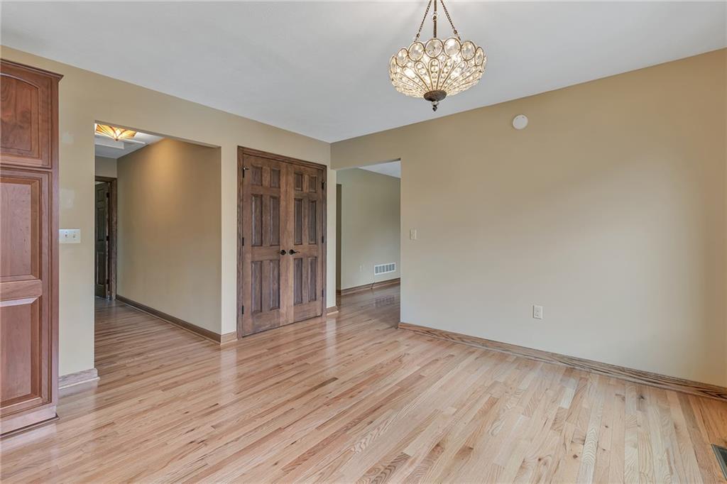 3993 Patterson Road Aliquippa, PA 15001 - Photo 8 of 21 Gallery Image 8