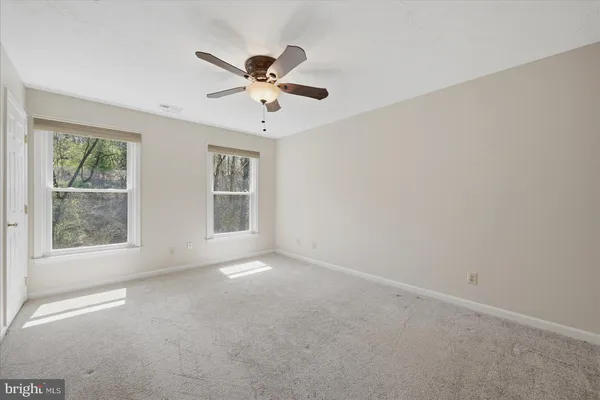 $575,000 | 22009 Blue Ridge Mountain Road, Paris, VA 20130