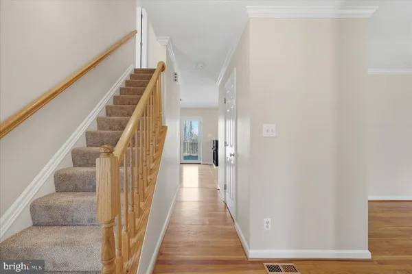 $575,000 | 22009 Blue Ridge Mountain Road, Paris, VA 20130