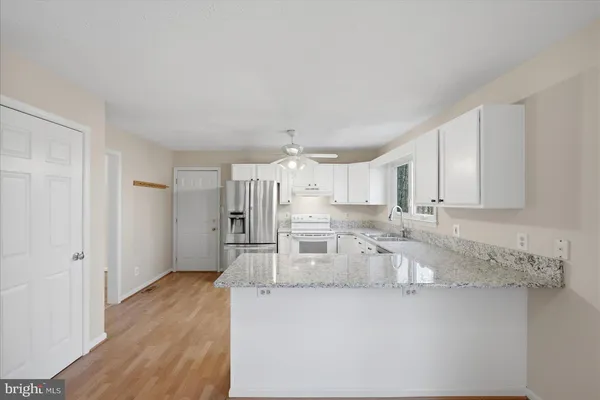 $575,000 | 22009 Blue Ridge Mountain Road, Paris, VA 20130