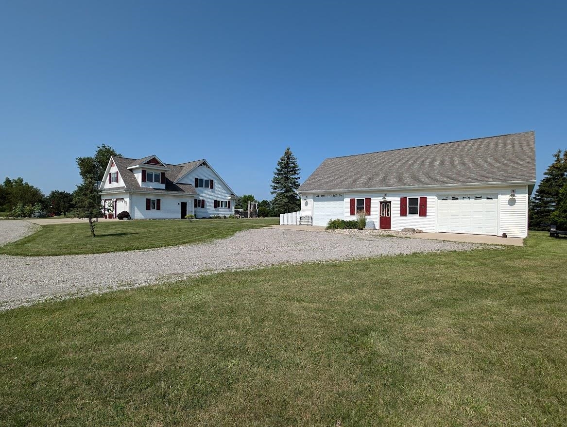 2750 Fraser Road Kawkawlin, MI 48631 - Photo 10 of 51