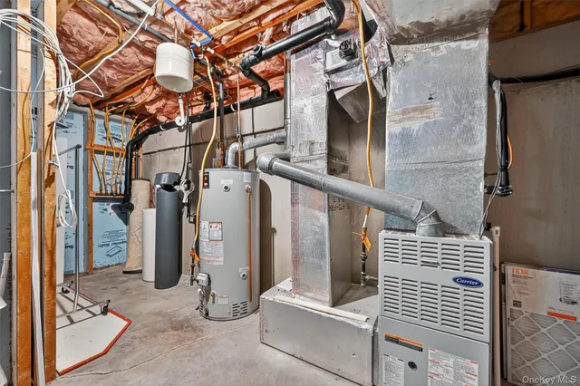 a view of a storage & utility room