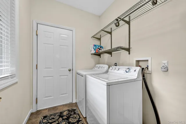 a view of a pathway of a building