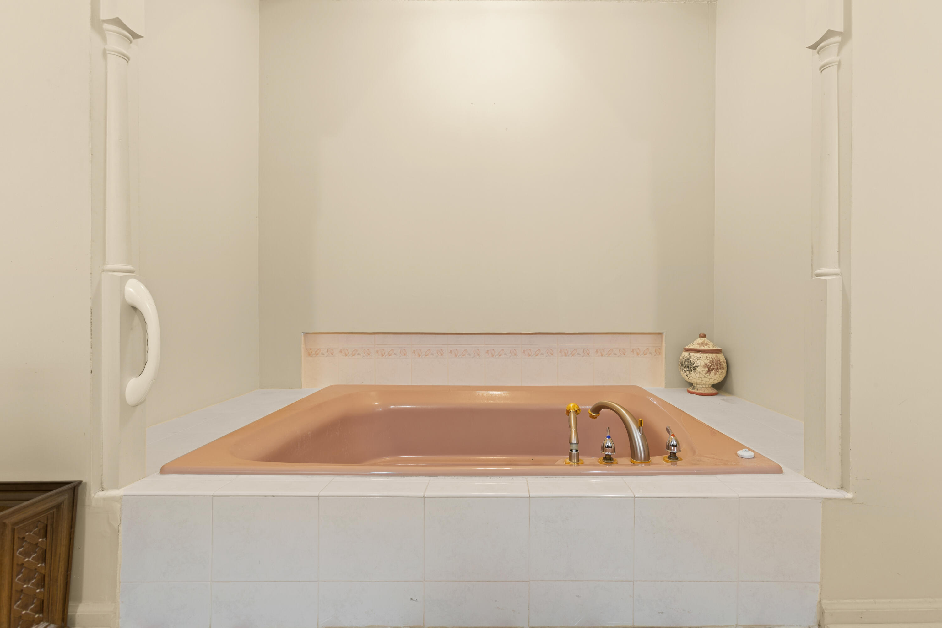 5924 Commonwealth Circle Hanahan, SC 29410 - Photo 20 of 31 5924Commonwealth.NicoleBurbagePhoto-15