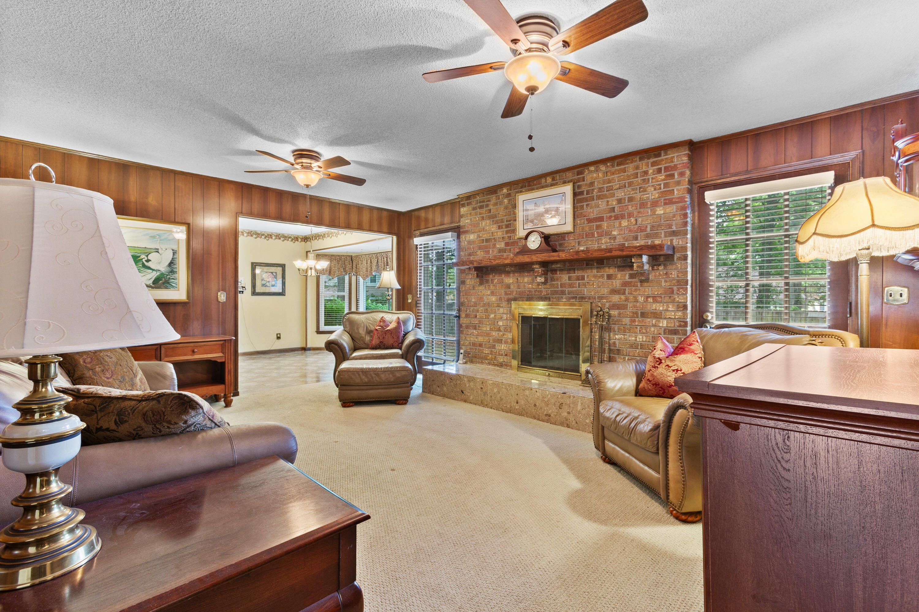 5924 Commonwealth Circle Hanahan, SC 29410 - Photo 8 of 31 5924Commonwealth.NicoleBurbagePhoto-4