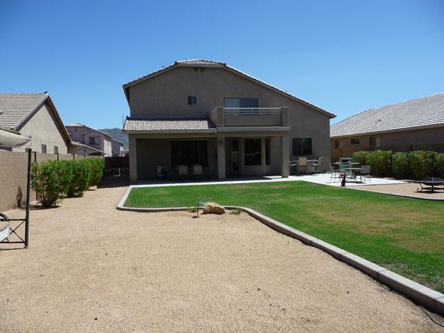 2416 West Carter Road Phoenix, AZ 85041 - Photo 5 of 32 a view of outdoor space yard and house