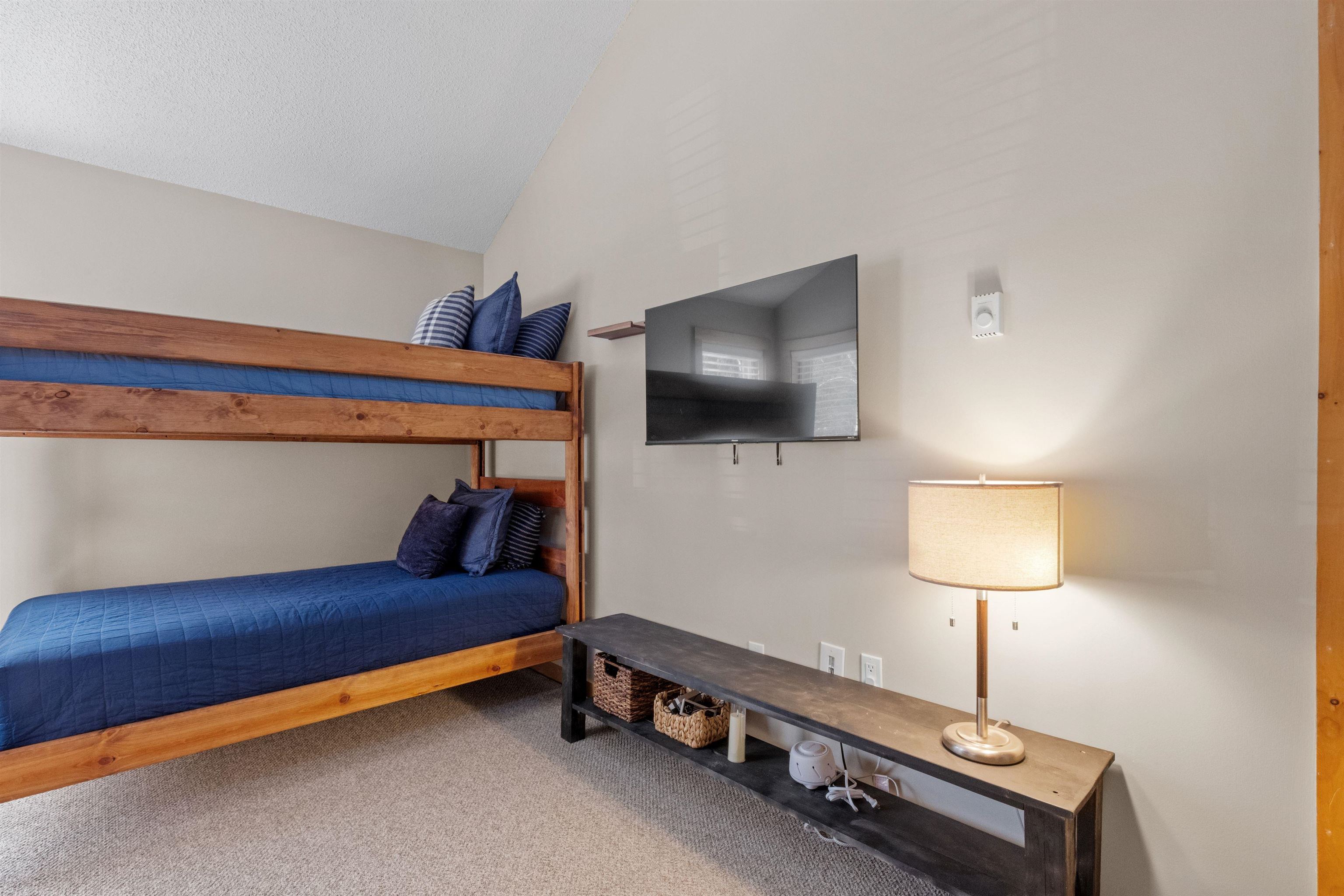 15 Winter Way, Unit 4 Lincoln, NH 03251 - Photo 17 of 53