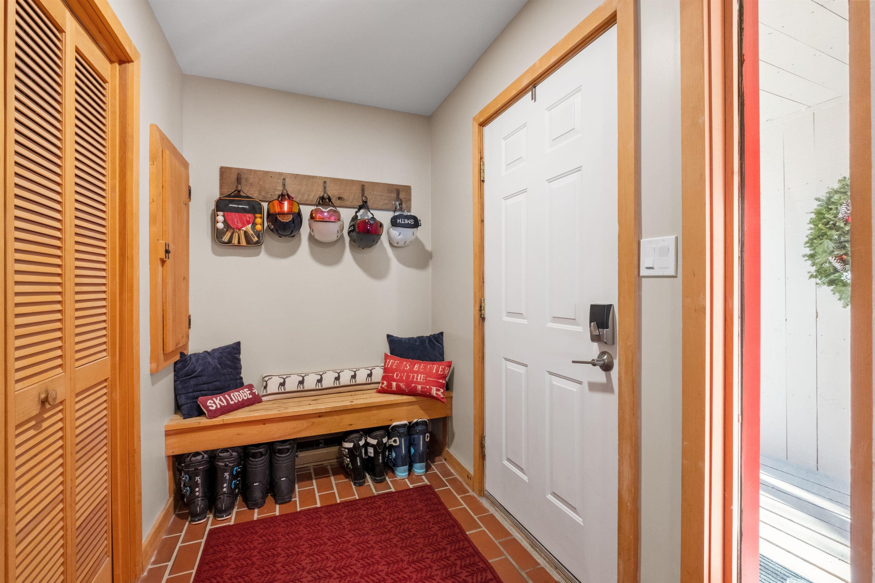 15 Winter Way, Unit 4 Lincoln, NH 03251 - Photo 35 of 53