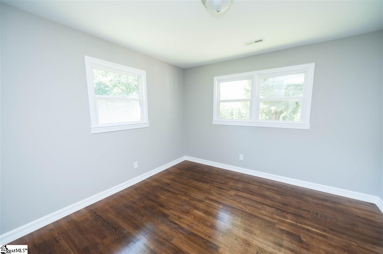 1010 Compton Bridge Road Inman, SC 29349 - Photo 14 of 32
