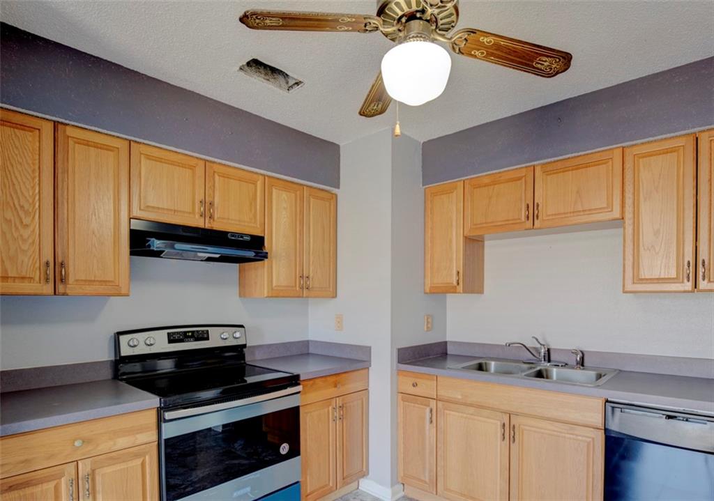 1825 Southdown Road Laplace, LA 70068 - Photo 6 of 12 Gallery Image 6