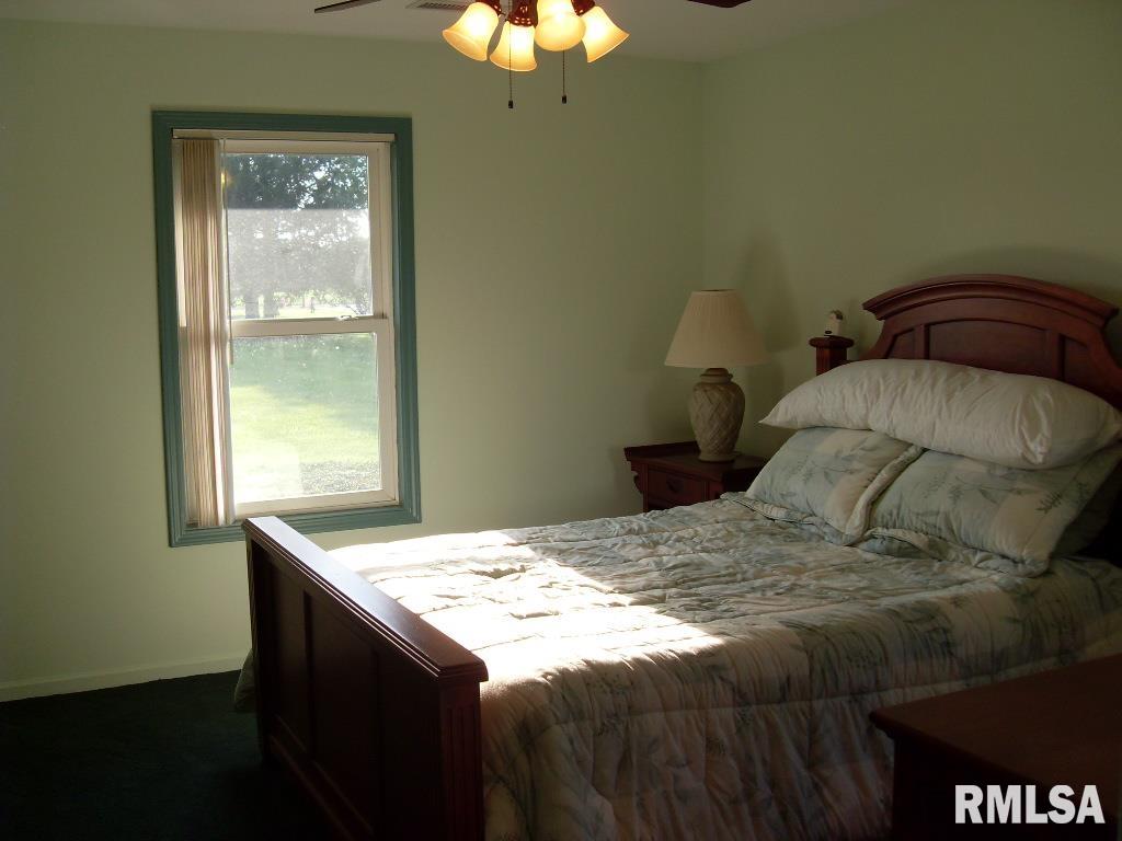 129 Legion Road Washington, IL 61571 - Photo 27 of 34 Gallery Image 27