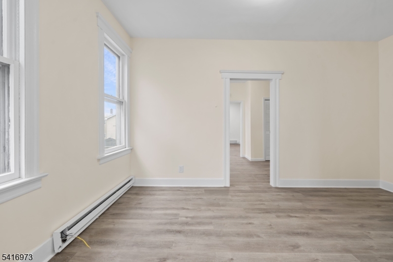 33 Delaware Street Elizabeth Port, NJ 07206 - Photo 29 of 43