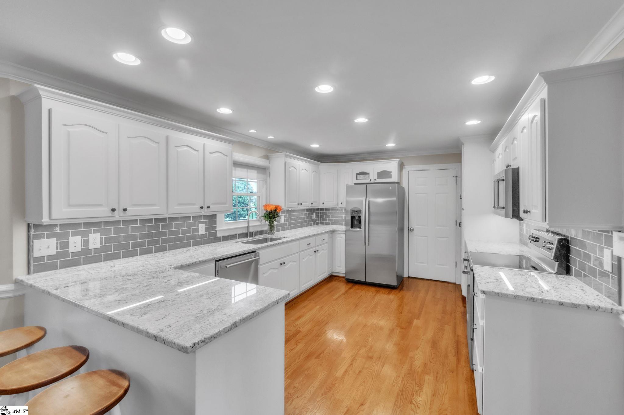 101 Silver Ridge Court Greer, SC 29651 - Photo 2 of 43 Gallery Image 2