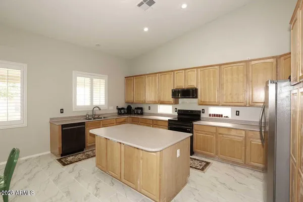 $2,995 | 15626 North 13th Avenue, Phoenix, AZ 85023