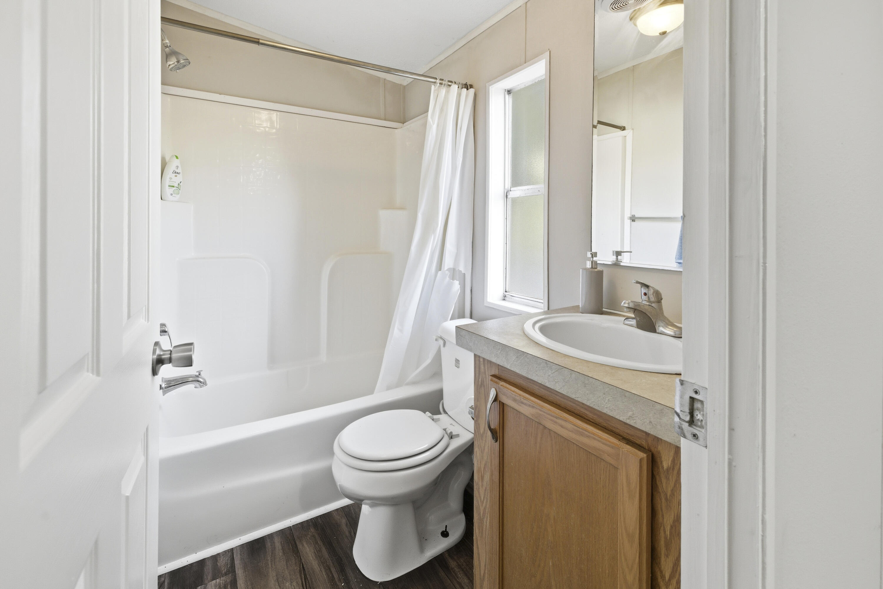 525 Hendrix Mill Road Estill, SC 29918 - Photo 13 of 26 Guest Bathroom-525 Hendrix Mill Rd.